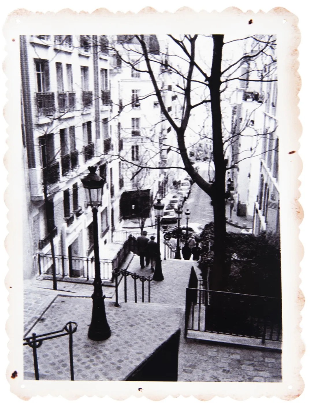 Nástenná kovová ceduľa čiernobiele schodisko - 25 * 33 cm