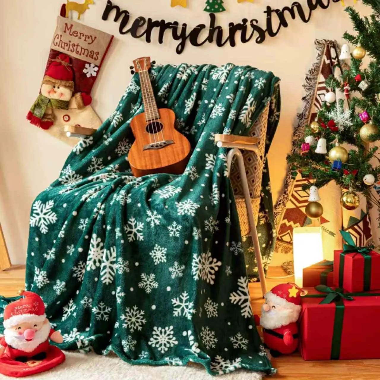 Vianočná deka Vločka petrolejová 150x200cm TiaHome