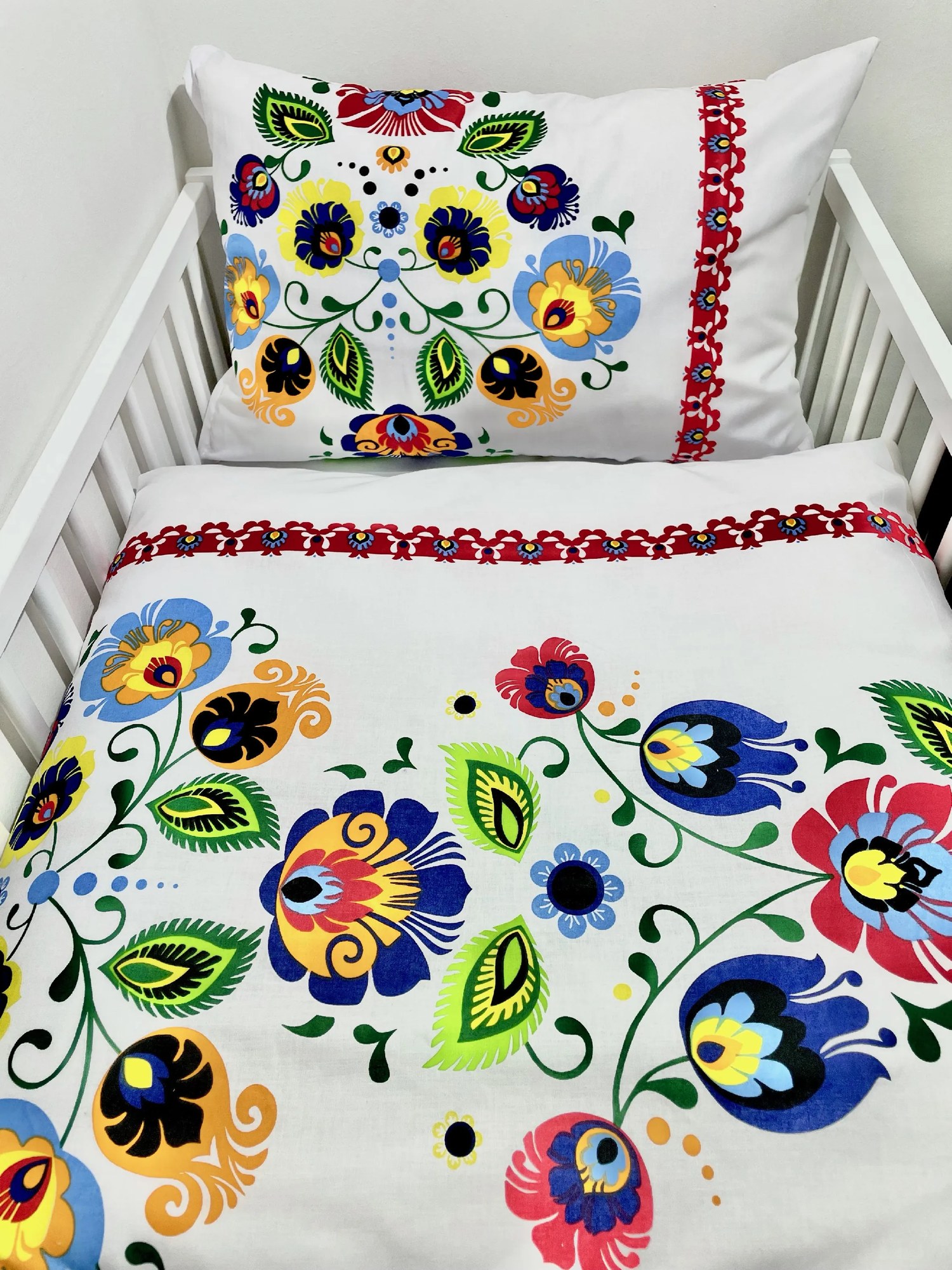 INTERMEDIC SK Posteľná obliečka do postieľky FOLKLÓR červený prúžok 90x130/45x65cm