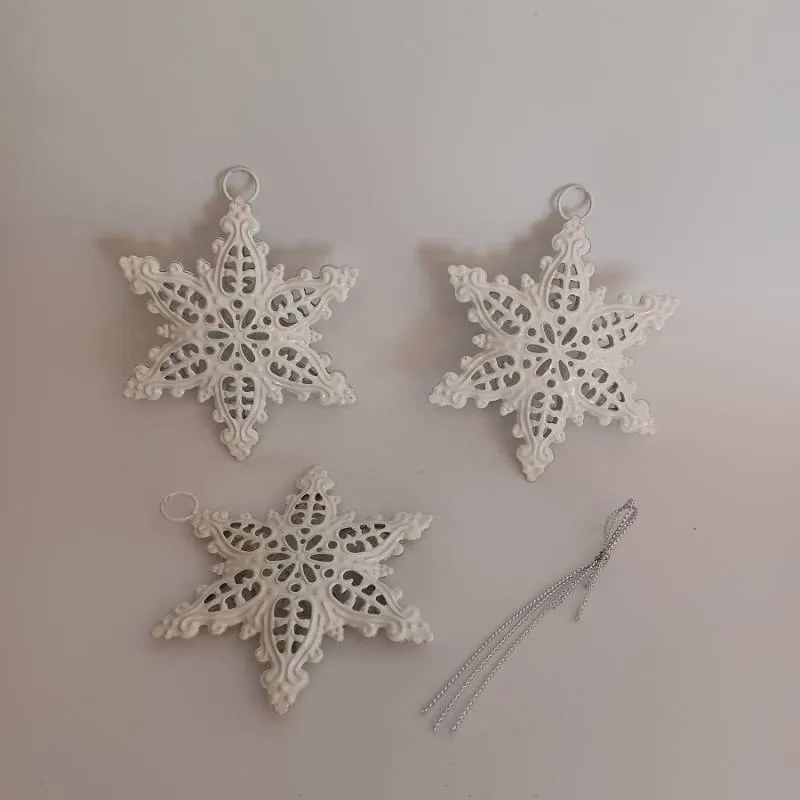 DECOLED Kovové vločky, 3 kusy, 10 x 7,7 cm, biele