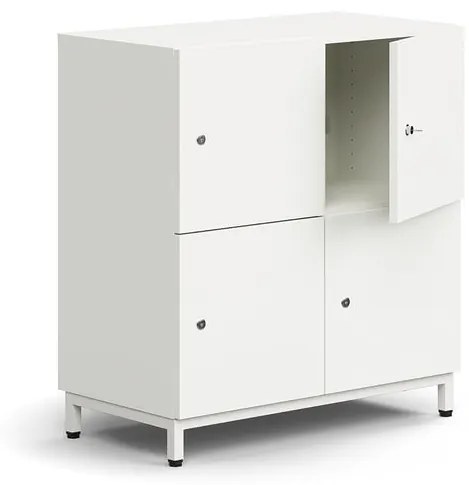 Priehradková skriňa QBUS, 4 uzamykateľné priehradky, s nožičkami, 868x800x420 mm, biela