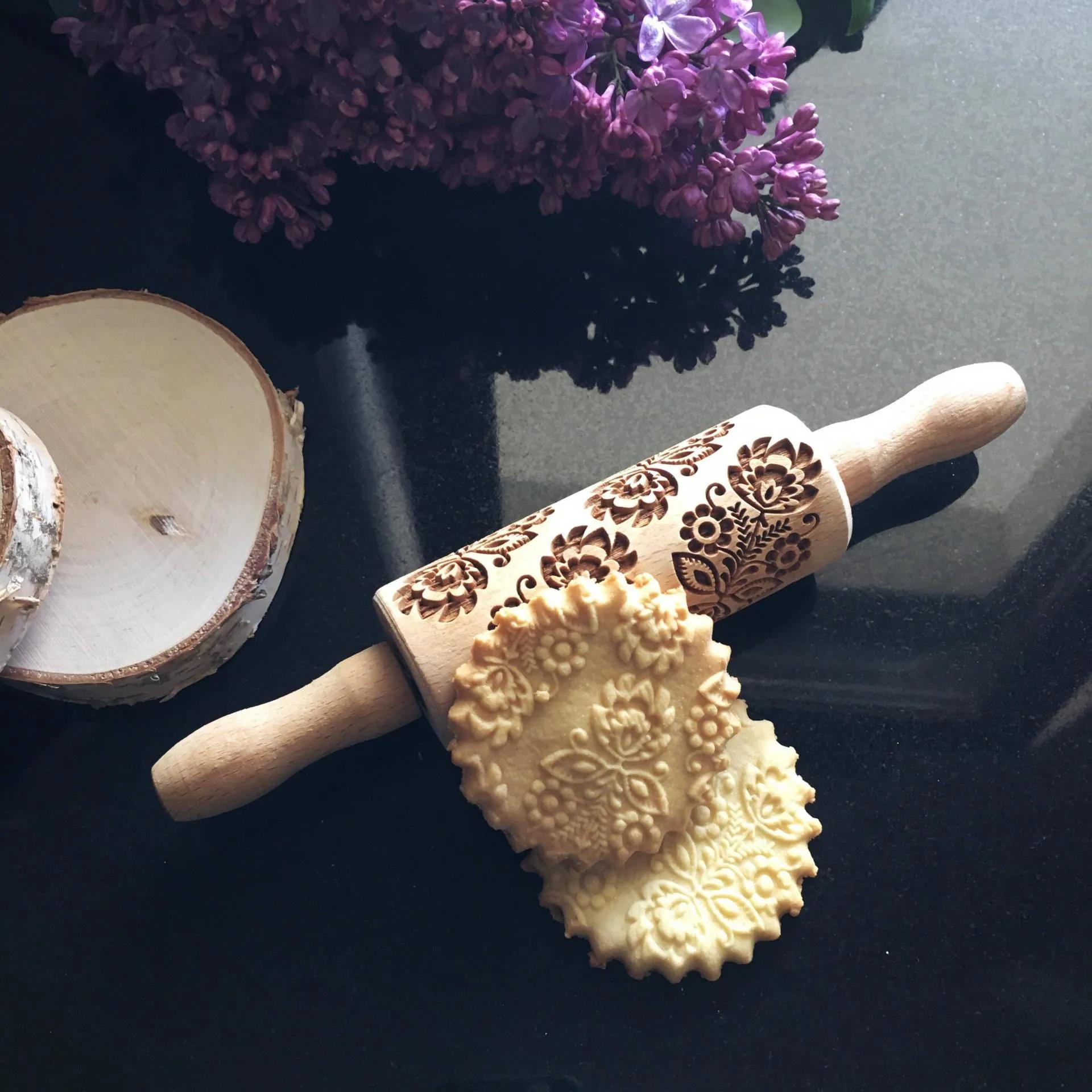 Goody Woody Embosovaný valček na cesto Bouquet – malý