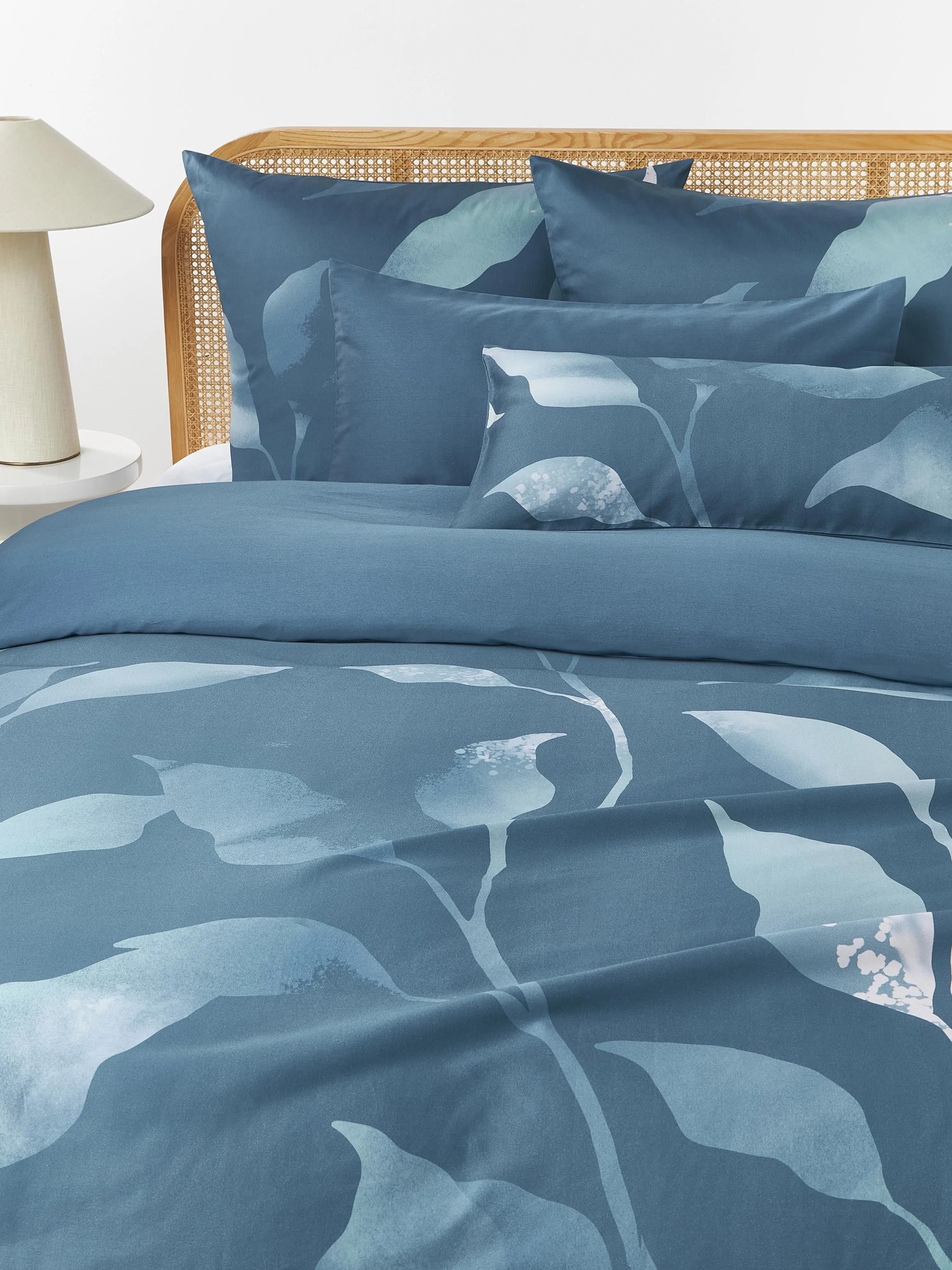 Obliečka na paplón z bavlneného saténu's kvetinovou potlačou Marino