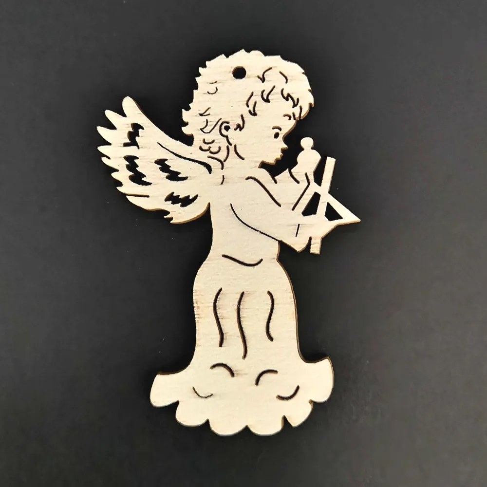 AMADEA Drevená ozdoba anjel s trianglom 6 cm