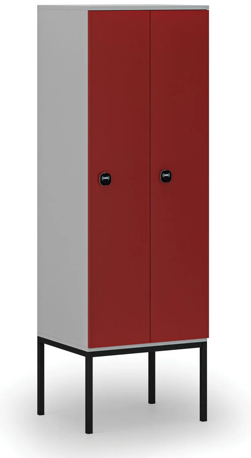 Drevená šatníková skrinka S4 s podnožou, 2 oddiely, 1871 x 600 x 500 mm, demont, RFID zámok, sivá / červená
