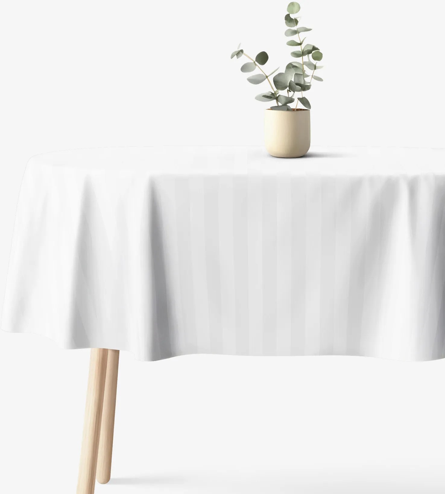 Goldea oválny damaškový obrus - biele prúžky so saténovým leskom 140 x 180 cm