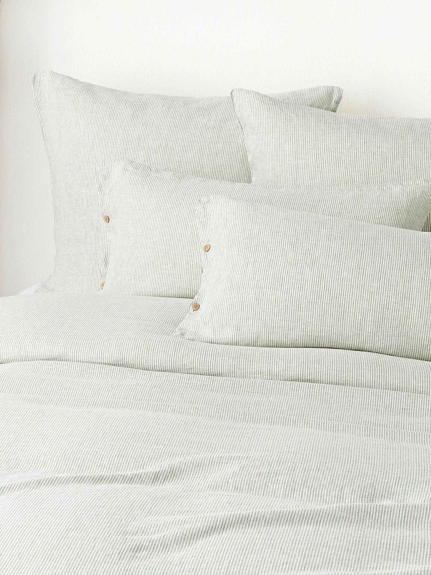 Ľanová obliečka na paplón's vypraným vzhľadom a's jemnými pruhmi Rinna