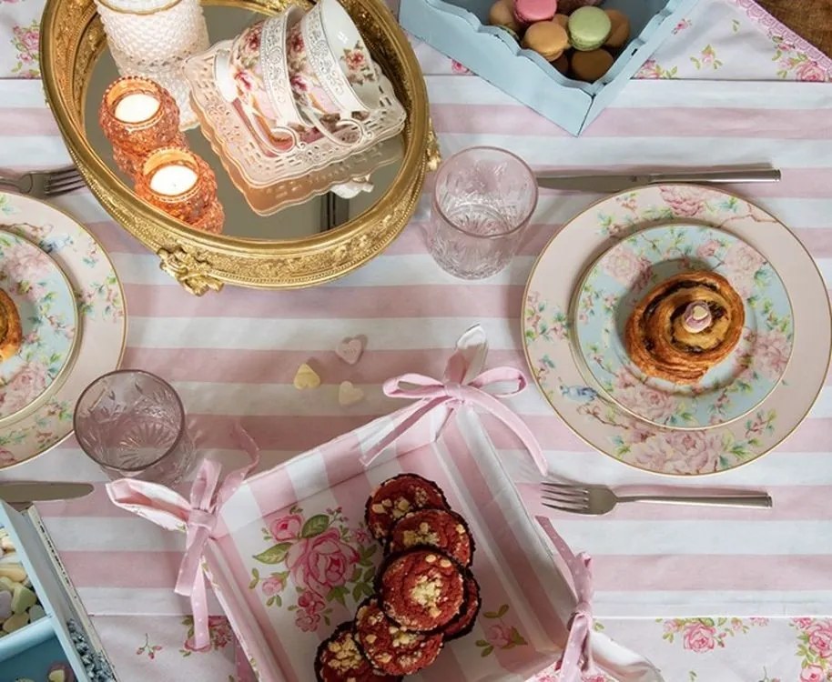 Bavlnený obrus s kvetmi ruže Sweet Roses - 100*100 cm