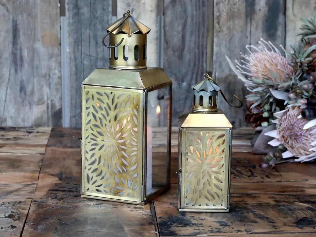 Mosadzná antik kovová lampáš Luptio - 7*7*20 cm Mosadzná antik kovová lampáš Luptio - 7*7*20 cm