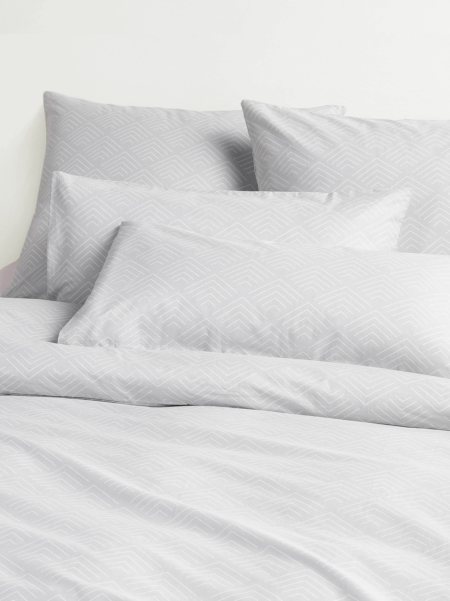 Bavlnená obliečka na paplón's grafickým vzorom Milano