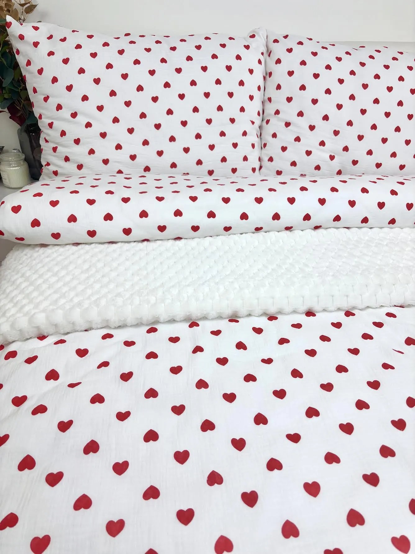 Mušelínové obliečky Srdiečka 140x200 – 100 % bavlna, romantické, priedušné, ideálne pre citlivú pokožku