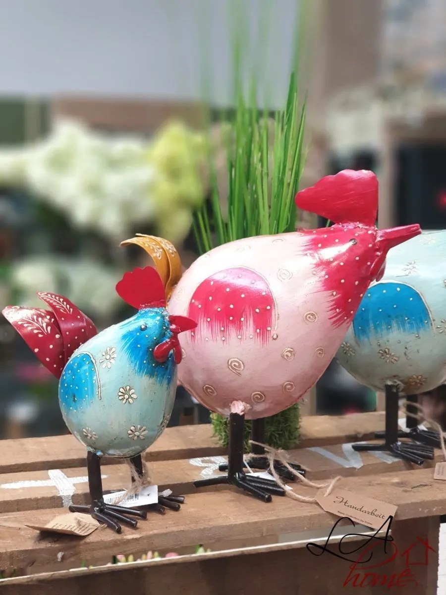 Veľkonočná dekorácia ružová kovová Sliepočka - 22*9*22 cm