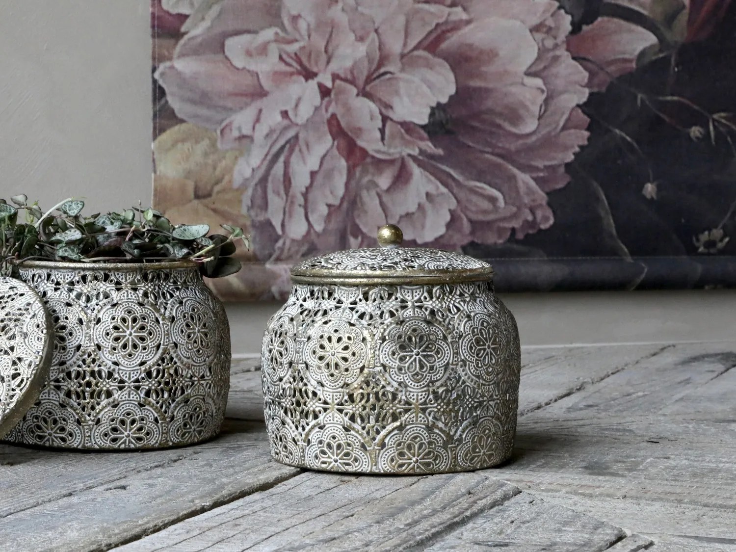 Kovová vintage dóza Vire s víkom - Ø15*13 cm Kovová vintage dóza Vire s víkom - Ø15*13 cm