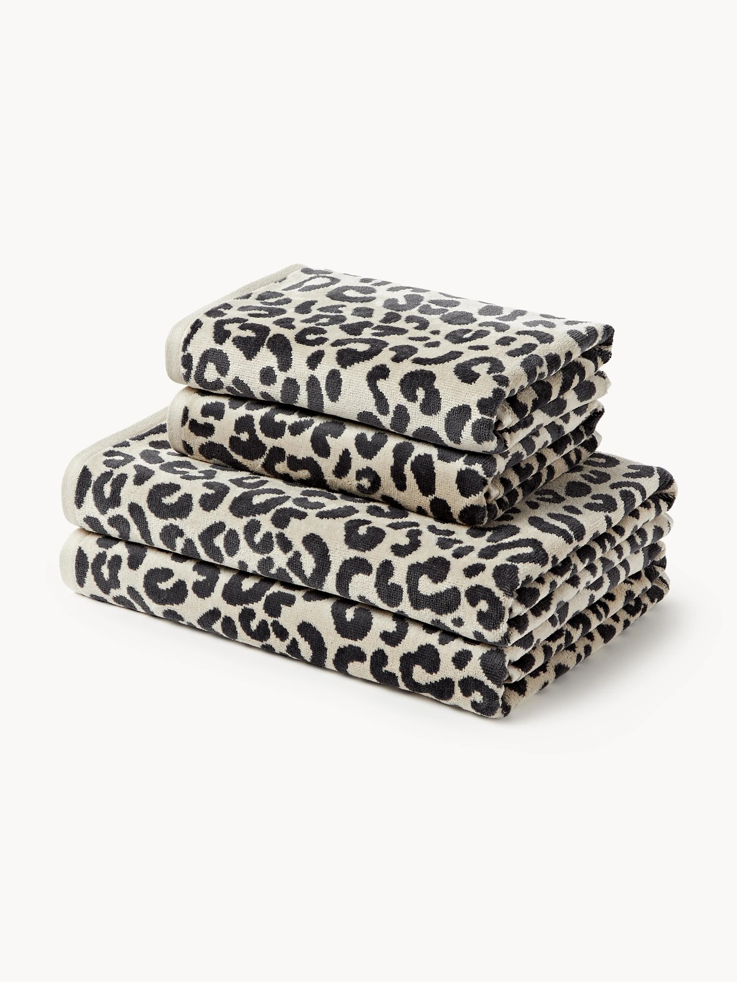 Uteráky Leo, rôzne veľkosti