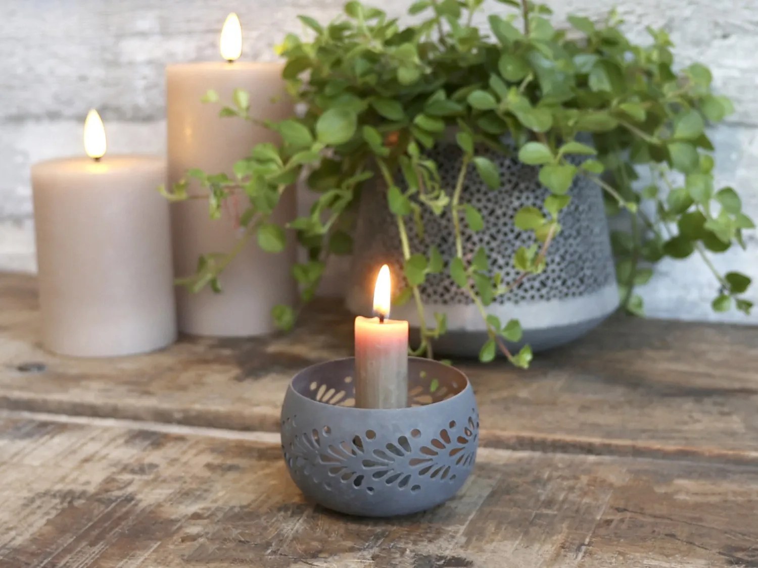 Zinkový antik svietnik na úzku sviečku Miebo - Ø 7,5*5 cm