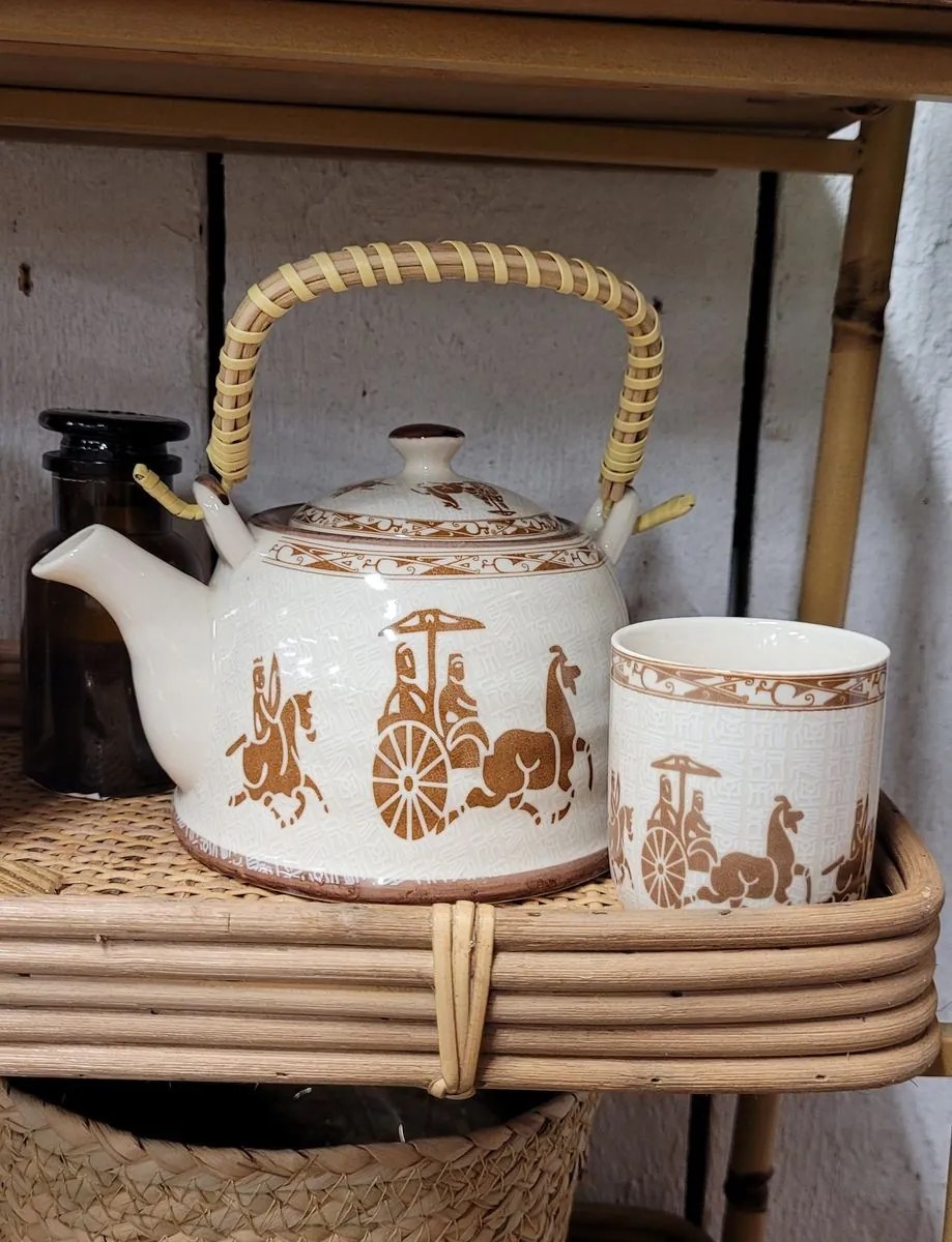 Porcelánový kalíšok na čaj s antickými motívmi - ∅ 6 * 8 cm / 0,1l