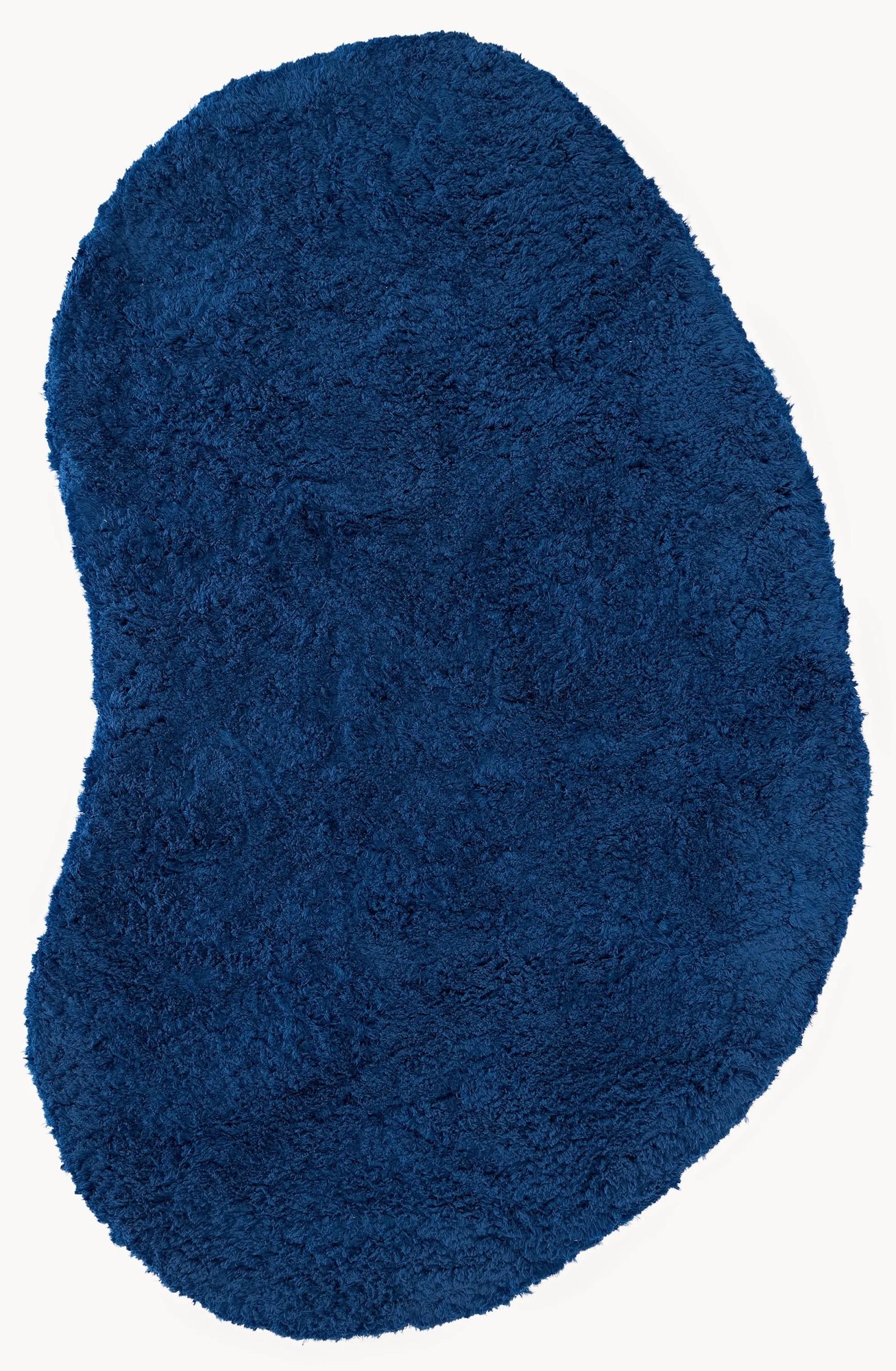 Ručne tuftovaný koberec v organickom tvare Tully