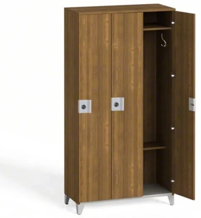 Drevená šatníková skrinka S4 na nohách, 3 dvere, 1750 x 900 x 400 mm, demont, otočný zámok, orech
