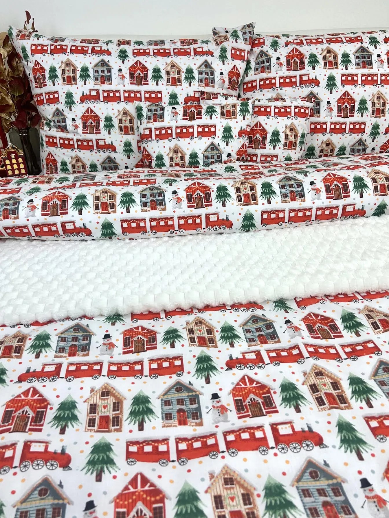 INTERMEDIC SK Posteľná obliečka Vianočná Dedinka 140x200/70x90 cm