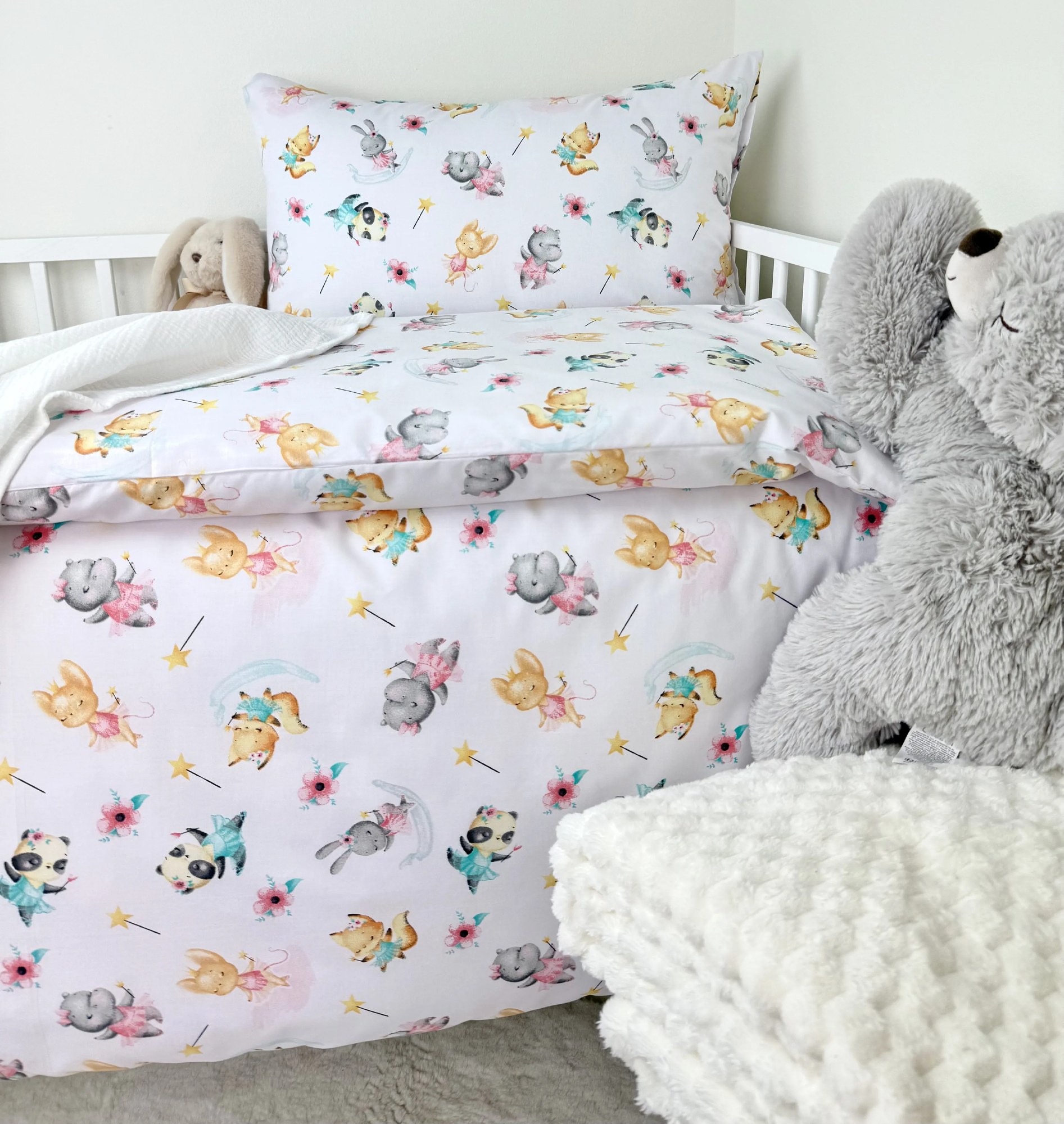 Detské obliečky Kúzelní kamaráti 100x135/40x60 cm – 100 % bavlna