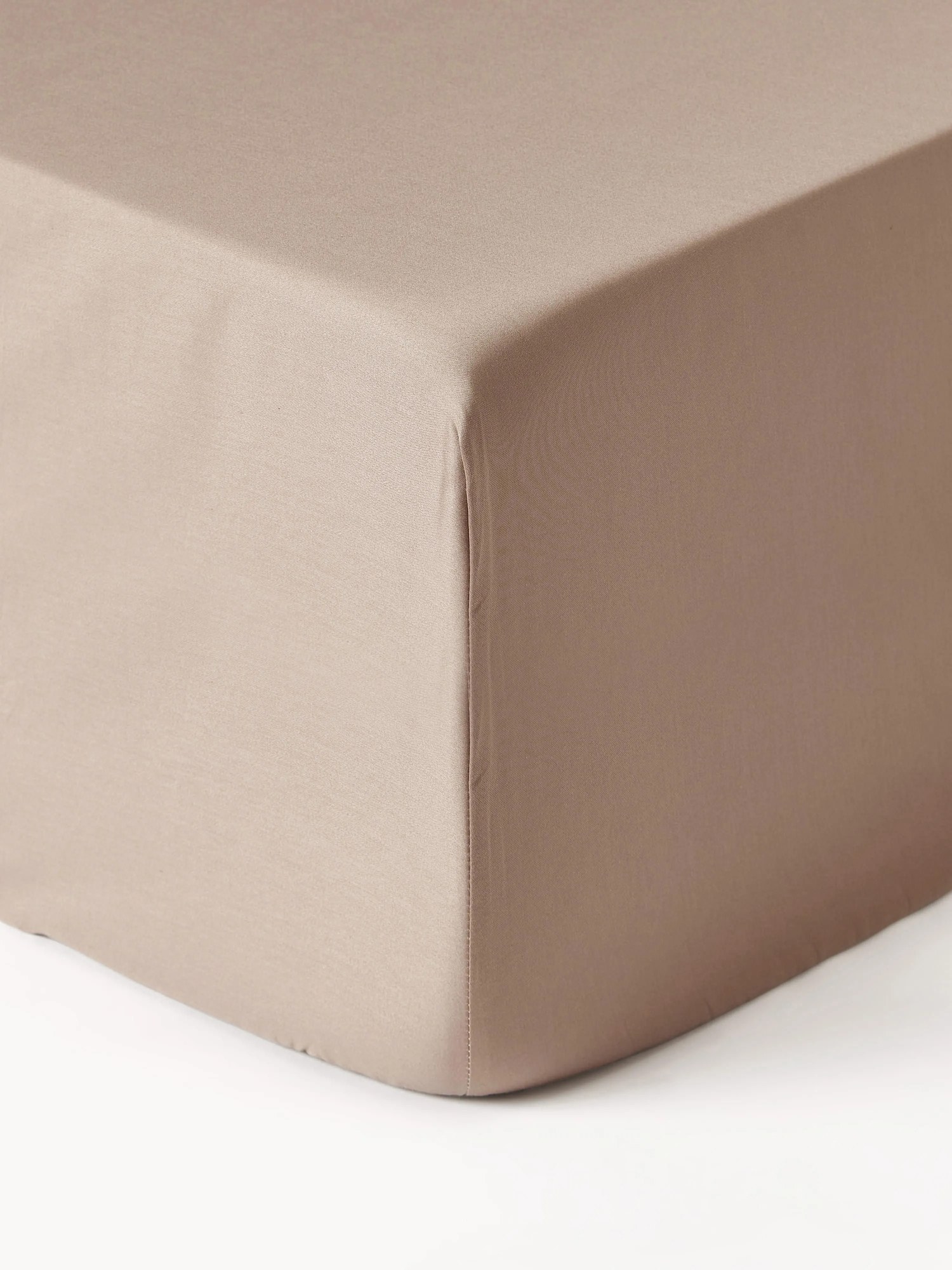Elastická plachta na kontinentálnu posteľ Premium
