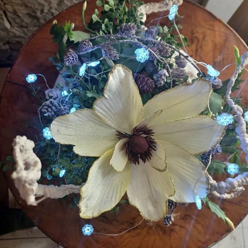 DECOLED LED svetelná reťaz snehová vločka na batérie, ľadovo biela, 20 LED diód, 2,3 m