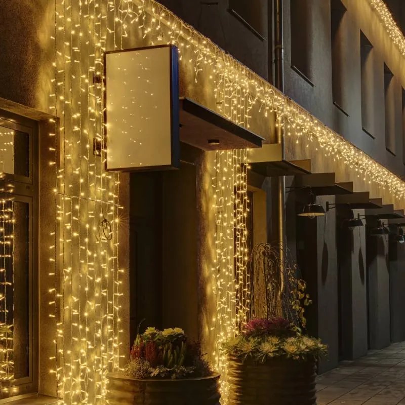 DECOLED Svetelný záves LED, 1x8 m, teplá biela s efektom Flash, 700 diód, IP67