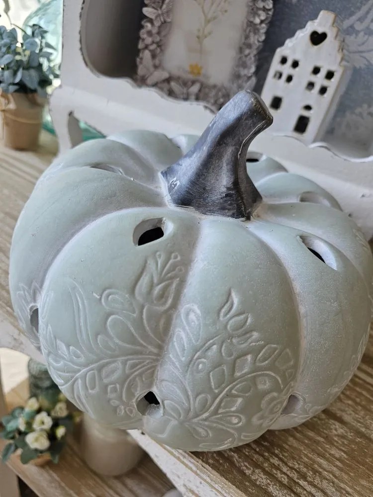 Šedo-zelená antik dekorácia tekvice s ornamentom Pumpkin - Ø 23*18 cm