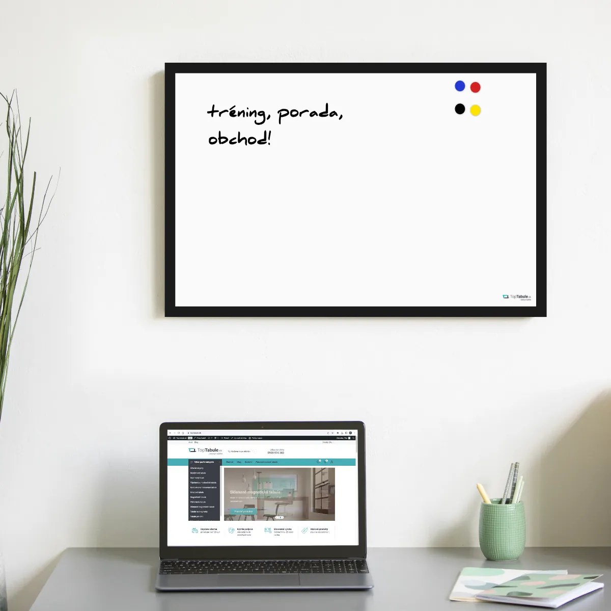 Toptabule.sk Biela magnetická tabuľa v čiernom drevenom ráme 60x40 cm