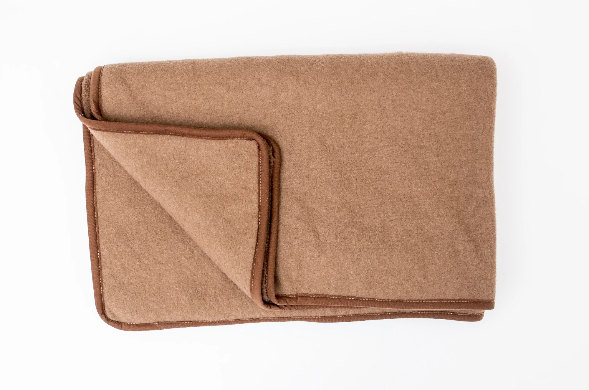 Deka z ovčej vlny 001