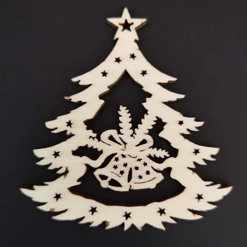 AMADEA Drevená ozdoba stromček so zvončekmi 6 cm