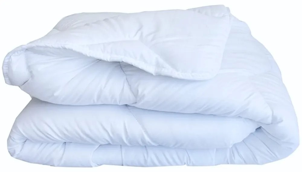 Prešívaná prikrývka Klasik 140x200 cm s výplňou z dutého vlákna