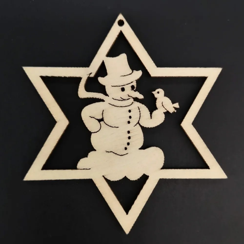 AMADEA Drevená ozdoba hviezda so snehuliakom 8 cm