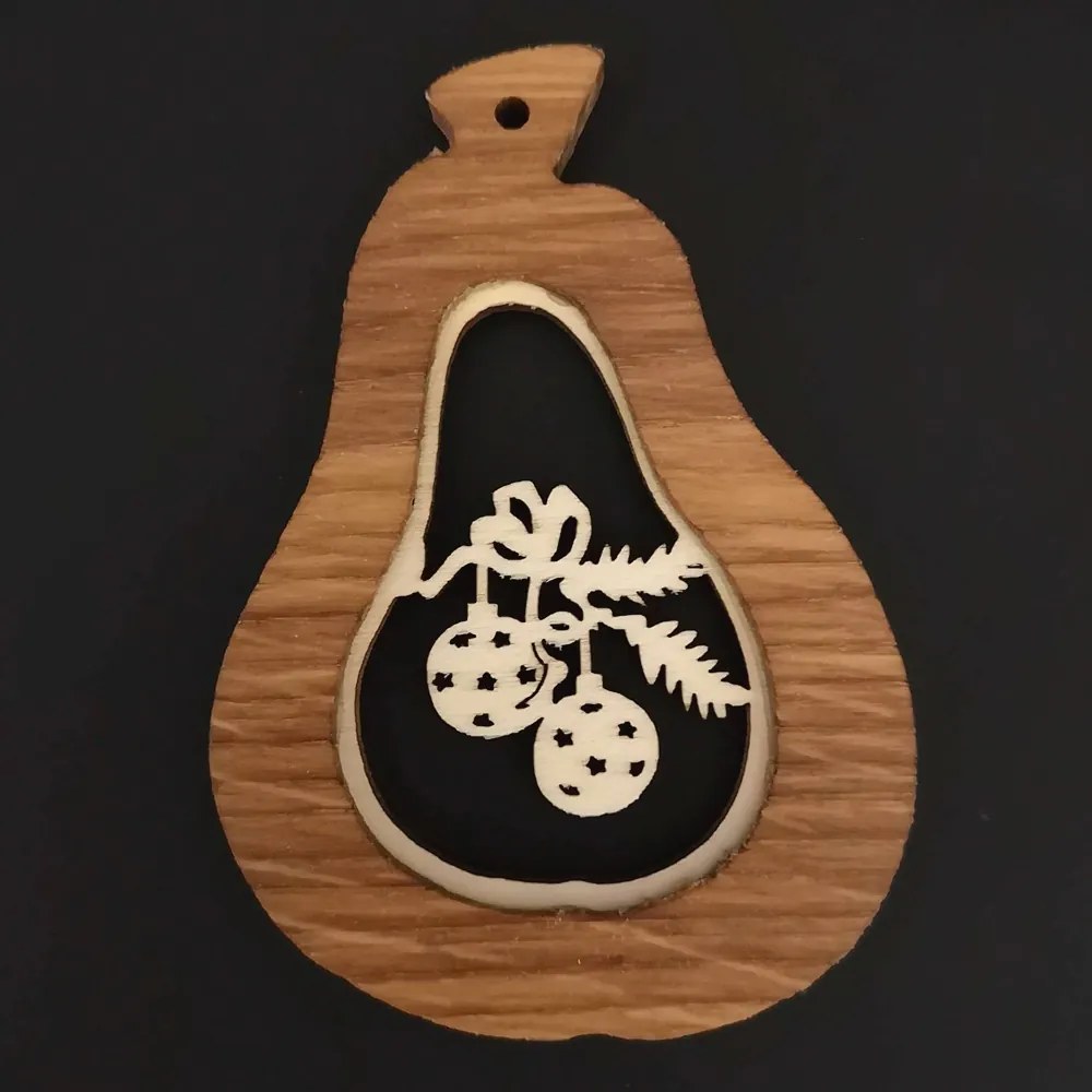 AMADEA Drevená ozdoba z masívu s vkladom - hruška s guľami 9 cm