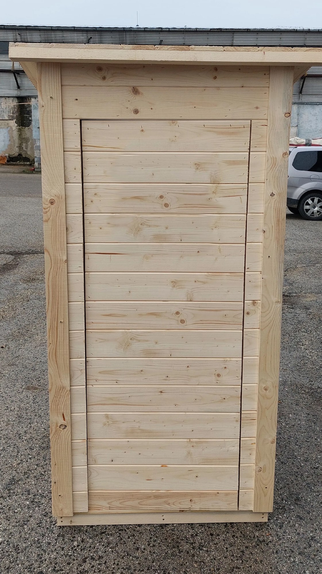 Drevený domček WC (1 × 1 m)