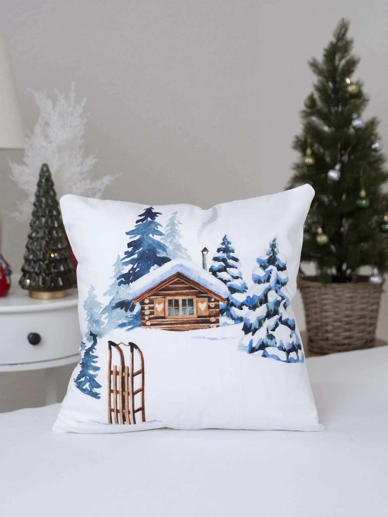 Vianočná obliečka na vankúš mikroplyš 40 × 40 cm - Zimná chalupa