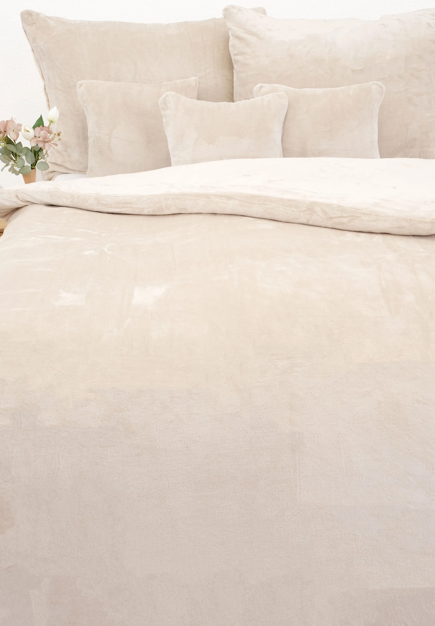 Predĺžené obliečky mikroplyš Exclusive – Laura prírodná