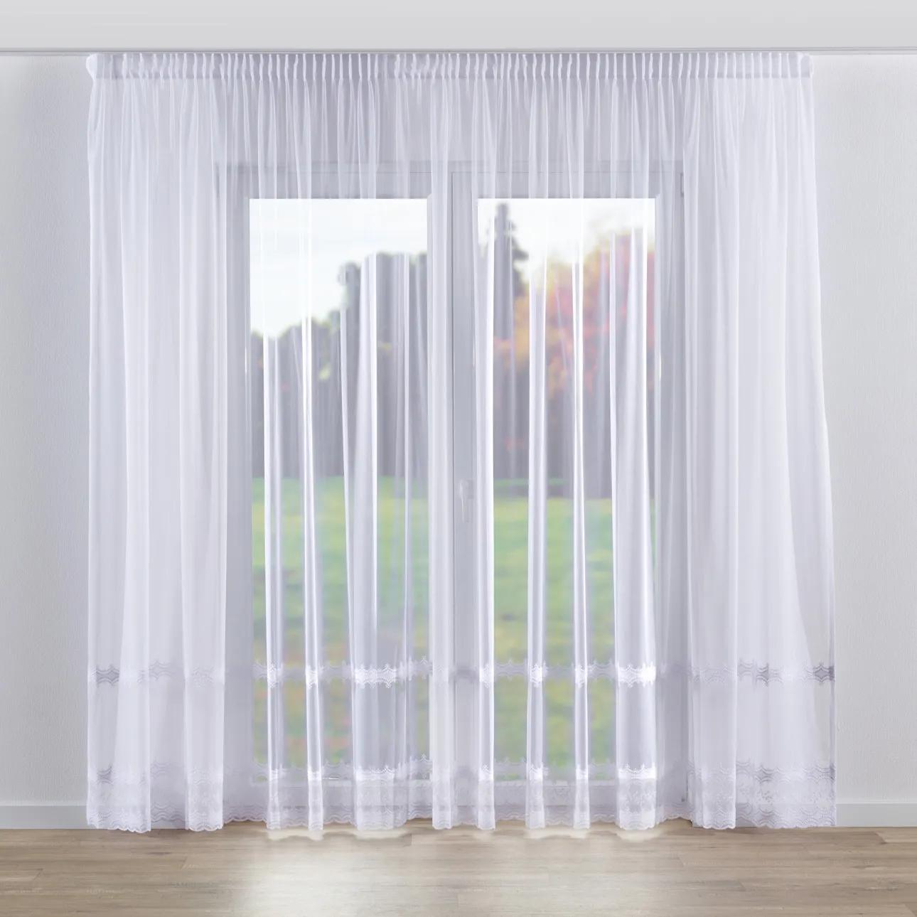 Záclona na riasiacej páske