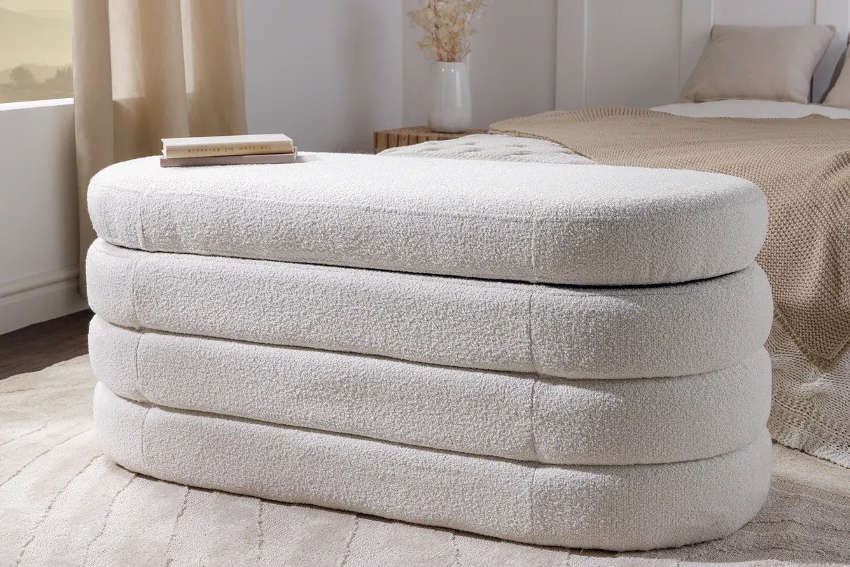 Dizajnová lavica s úložným priestorom CREAMY BOUCLÉ 115 cm – elegantný odkladací box