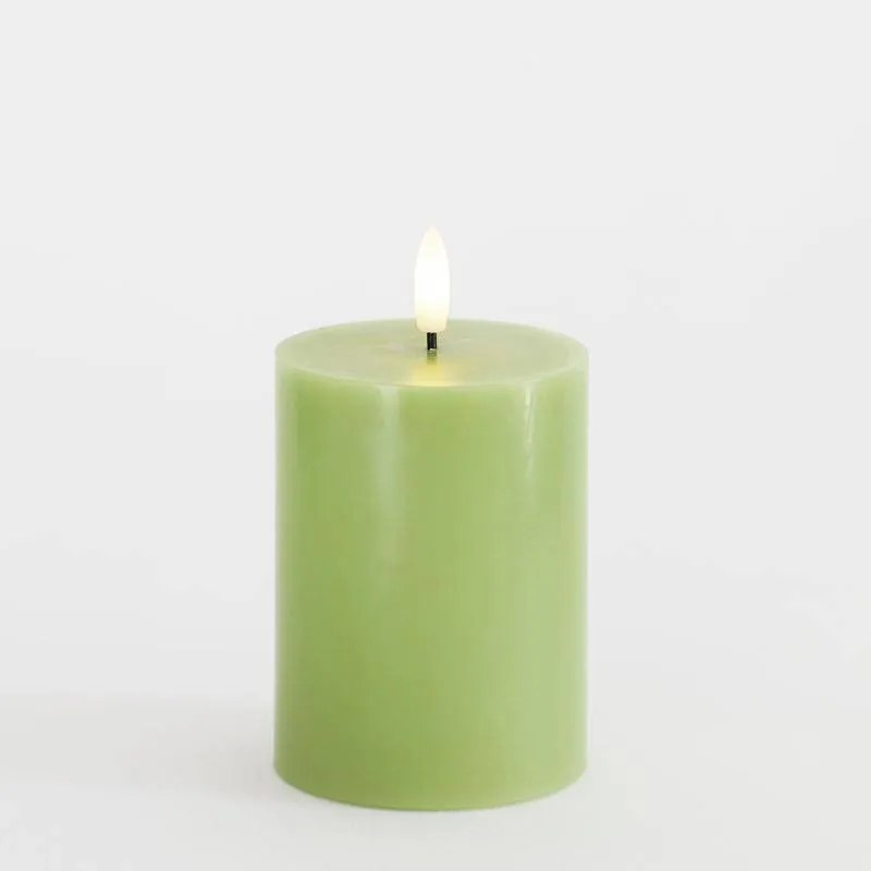 SIRIUS LED vosková sviečka Sille, jablkovo zelená, 7,5 x 10 cm