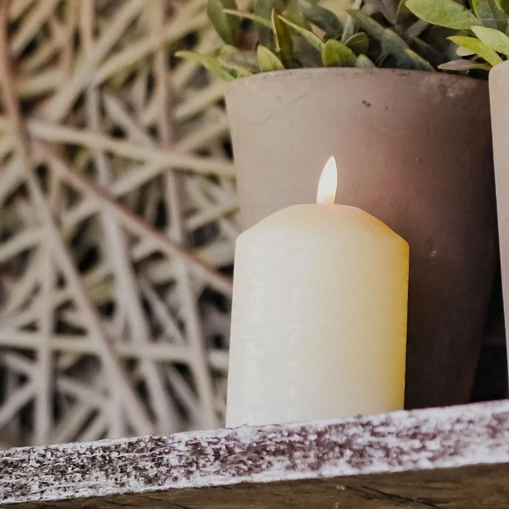 DECOLED LED sviečka, vosk, 7,5 x 10 cm, mandľová