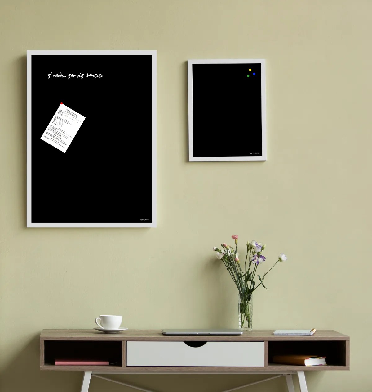 Toptabule.sk Čierna magnetická tabuľa v bielom drevenom ráme 60x40 cm