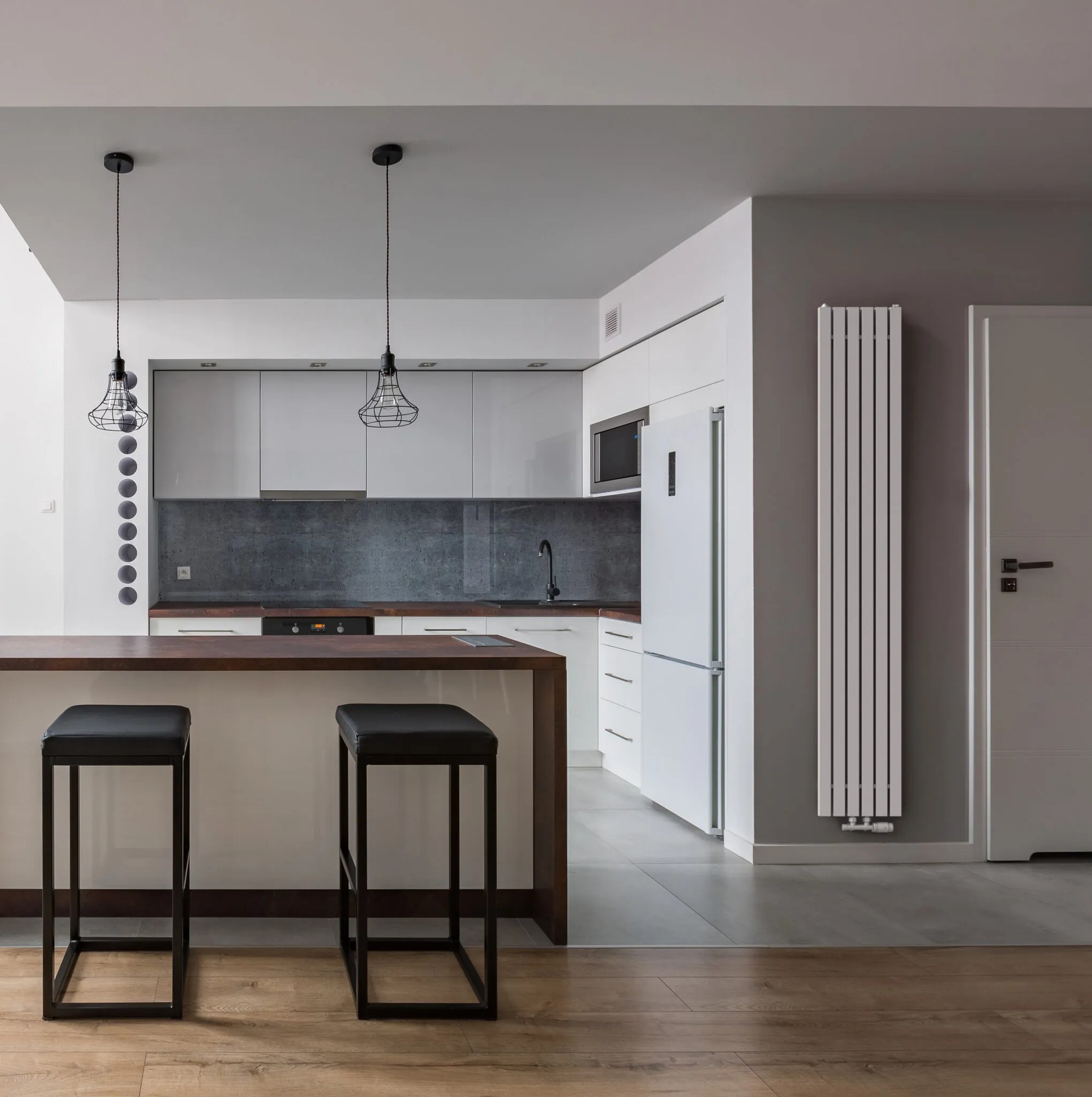 Regnis LUXAR, vykurovacie teleso 290x1000mm so stredovým pripojením 50mm, 438W, biela matná (RAL 9003), LUXAR100/29/D50/WHITE