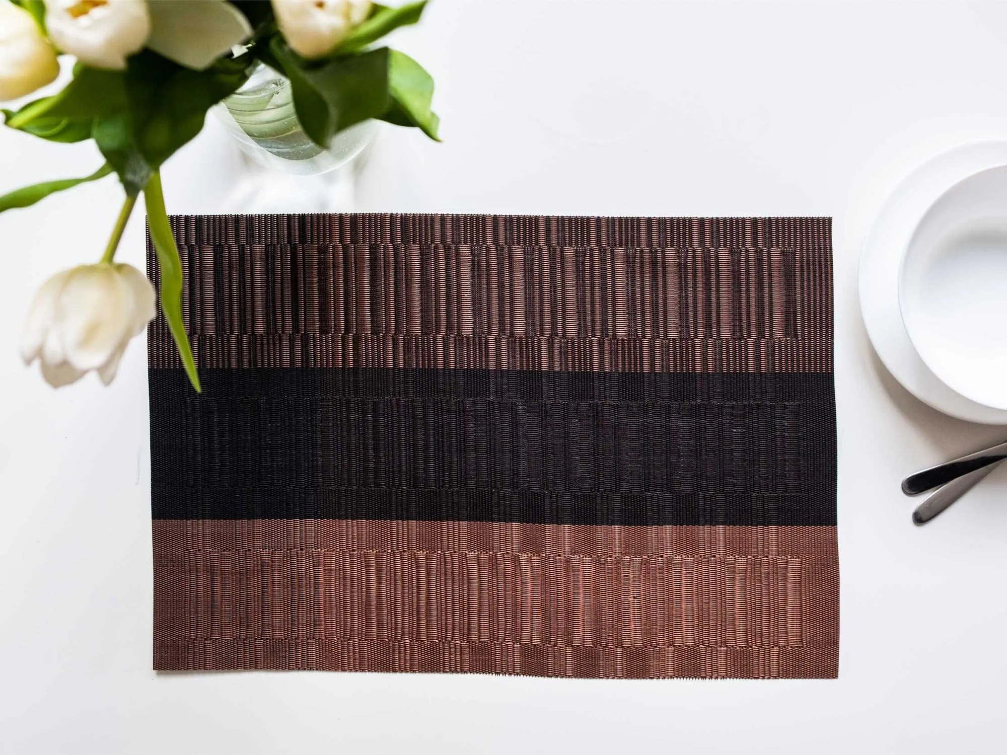 Prestieranie Deluxe 30 × 45 cm – Majda pruhy tmavohnedé