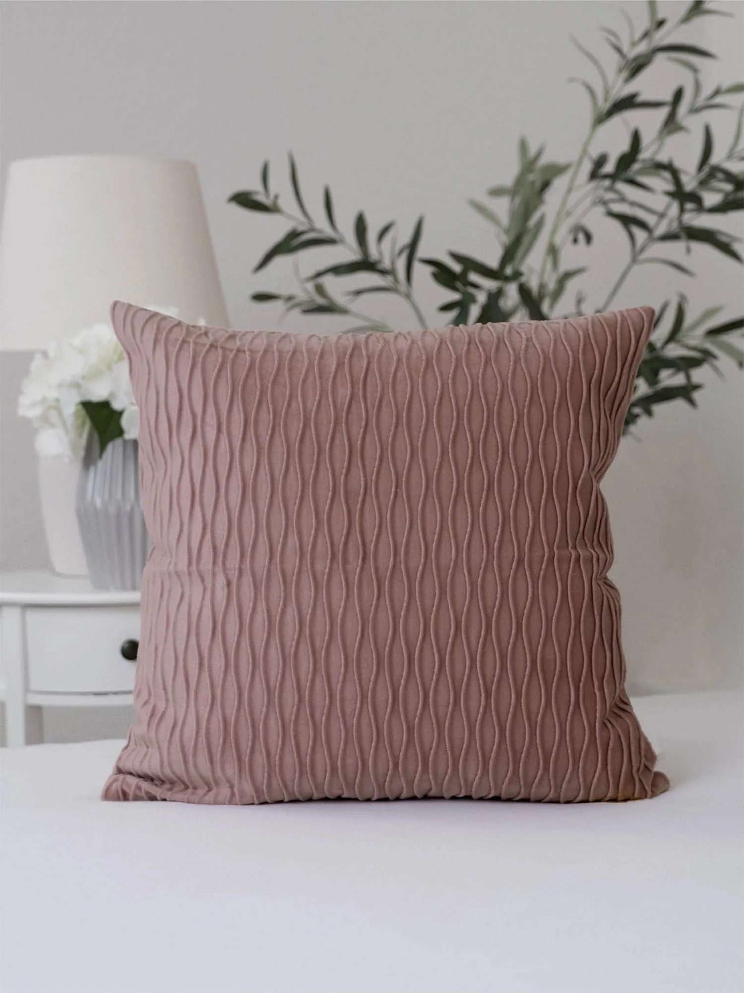 Obliečka na vankúš mikroplyš 45 × 45 cm - Elena púdrová