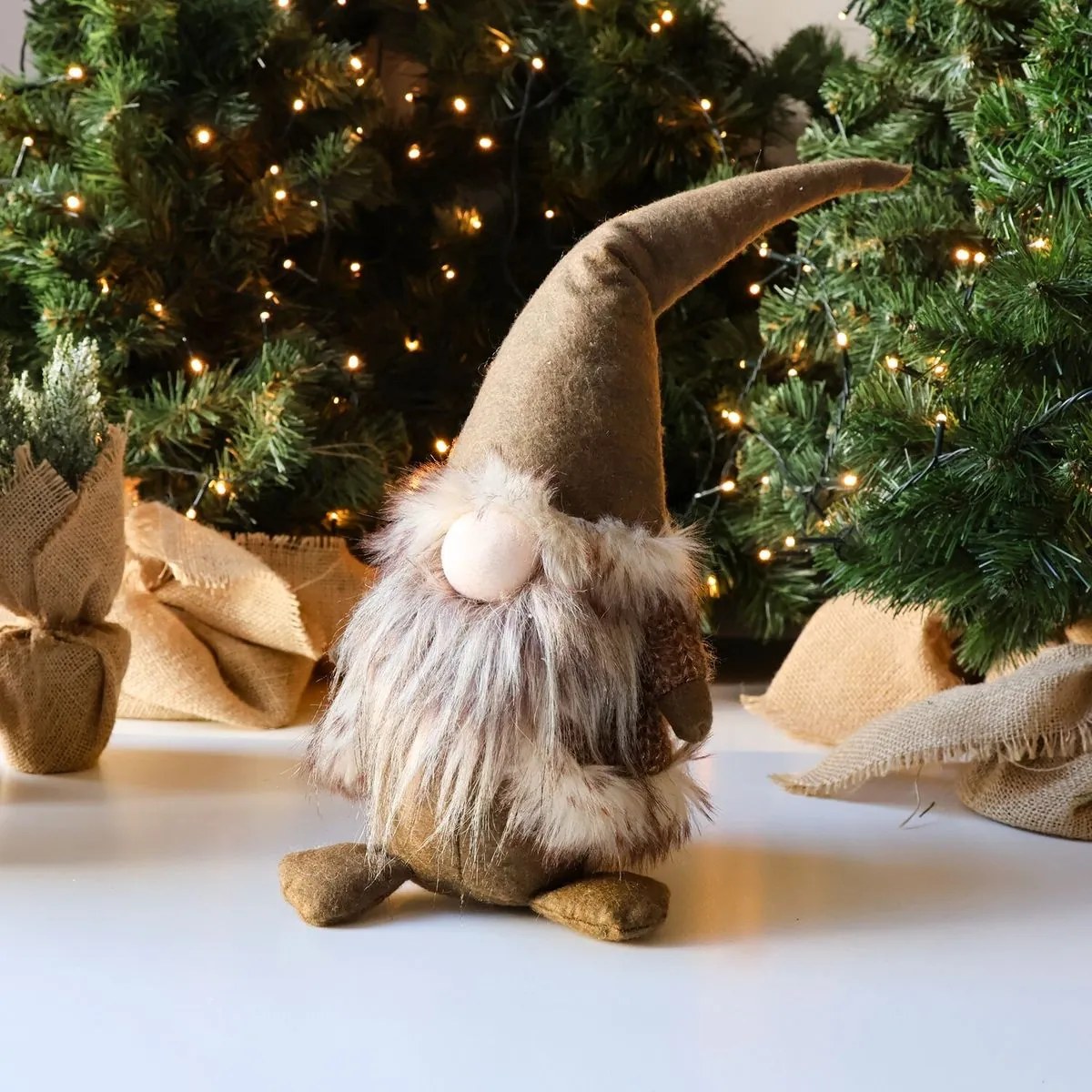 Vianočná dekorácia škriatok, výška: 38 cm, hnedá