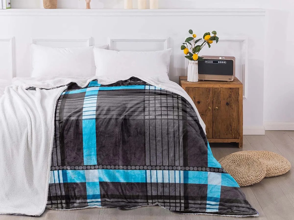 XPOSE® Mikroplyšová deka MÁŠA s baránkom - sivá 200x220 cm