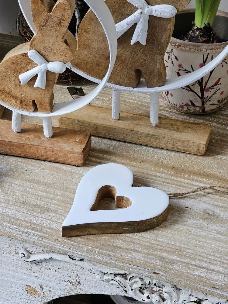 Hnedo-biela drevená dekorácia závesné srdce - 10*1,5*11,5 cm