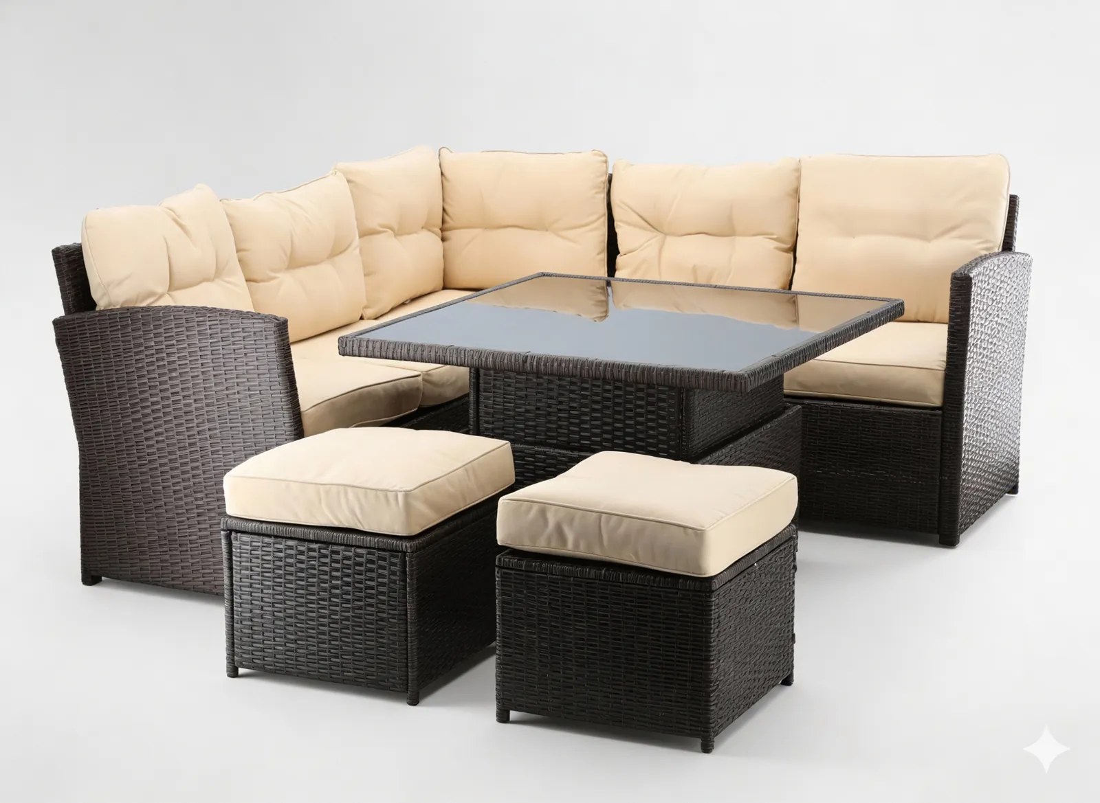 Garden Line SÚPRAVA RATTANOVÉHO NÁBYTKU (ROHOVÁ SEDACIA SÚPRAVA + 2 POOFY + STÔL S NASTAVITEĽNOU VÝŠKOU) HNEDÁ + KRÉMOVÉ VANKÚŠE *8205