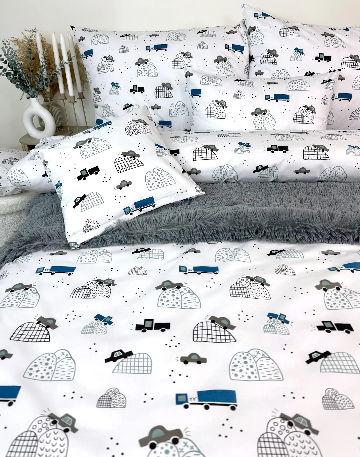 INTERMEDIC SK Posteľná obliečka Modré Autá 140x200/70x90 cm – 100 % bavlna, zapínanie na zips